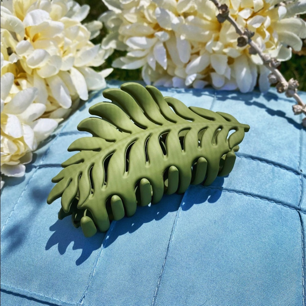 Leaf Hair Clip